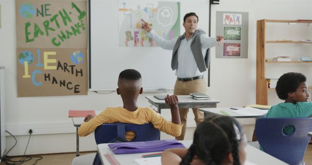 Teacher Explaining Climate Change to Students in Classroom - Download Free Stock Images Pikwizard.com