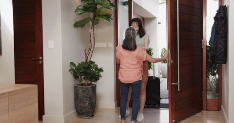 Heartwarming Mother and Daughter Reunion Indoors