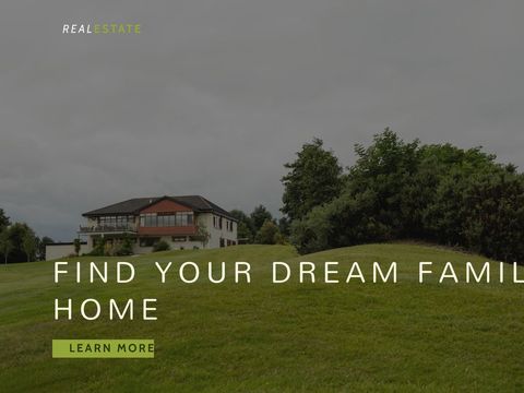 Luxury Family Home in Tranquil Setting Ideal for Homebuyers - Download Free Stock Templates Pikwizard.com