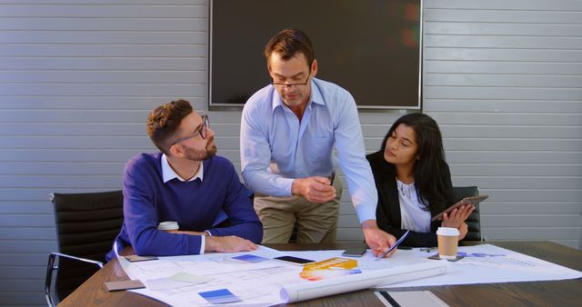 Business Team Meeting Discussing Project Plans in Modern Office - Download Free Stock Images Pikwizard.com