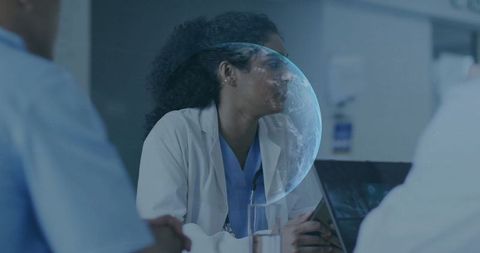 Medical Professionals Innovating with Global Technology