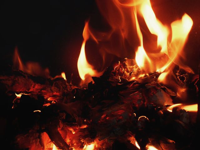 Closeup of Flames and Burning Embers - Download Free Stock Photos Pikwizard.com