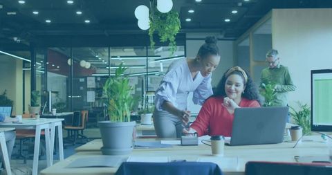 Collaborative Teamwork in Modern Green Office Environment