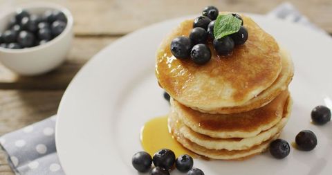Stack of Fluffy Pancakes with Blueberries and Maple Syrup - Download Free Stock Images Pikwizard.com