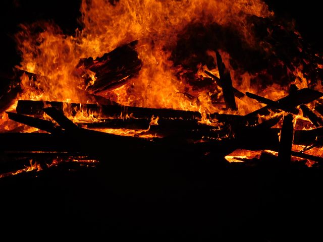 Burning Wood Fire at Night - Download Free Stock Photos Pikwizard.com