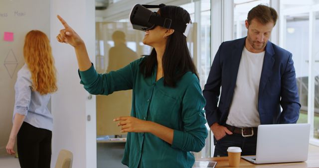 Business Professionals Working with Virtual Reality Technology in Office - Download Free Stock Images Pikwizard.com