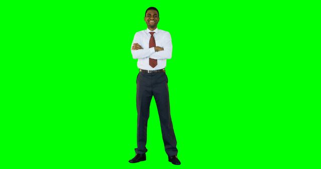 Confident Businessman in Professional Attire with Arms Crossed on Green Screen - Download Free Stock Images Pikwizard.com