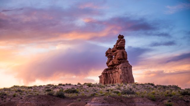 Stunning Desert Rock Formation at Sunset - Download Free Stock Photos Pikwizard.com