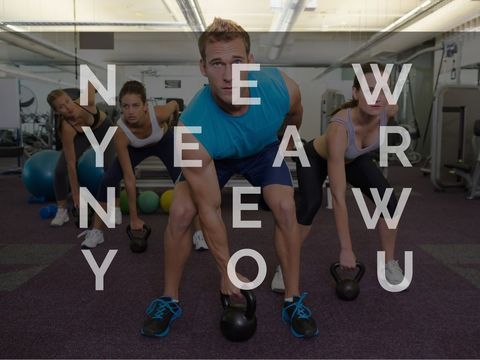 diverse group focused on new year fitness goals in gym - Download Free Stock Templates Pikwizard.com