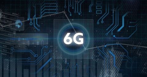 6G Network Concept Displaying Pulsing HUD Rings, Circuit Grid and Futuristic Analytics