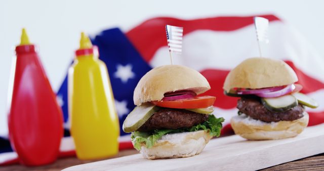 American Holiday BBQ with Juicy Hamburgers and Fresh Toppings - Download Free Stock Images Pikwizard.com