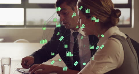 Network of Connections with Professionals in Discussion