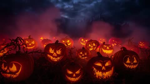 Pulsing Jack-o'-Lanterns in Luminous Halloween Display