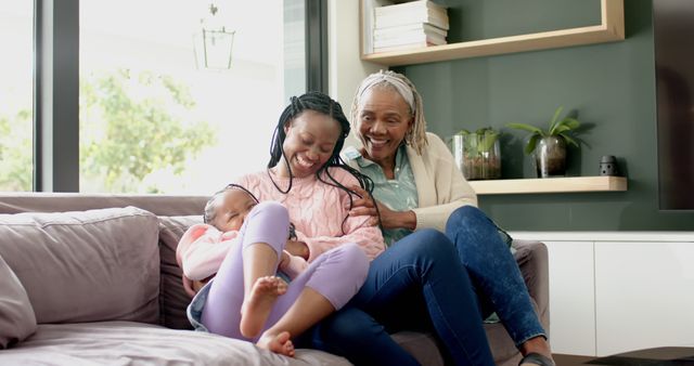 Multi-generational African American Family Enjoying Time Together at Home - Download Free Stock Images Pikwizard.com