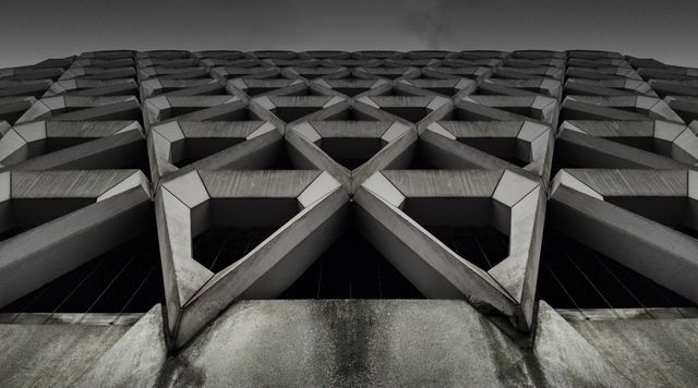 Abstract Geometric Architecture Pattern on Building Facade - Download Free Stock Photos Pikwizard.com