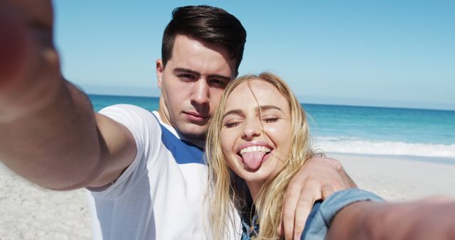 Enthusiastic Couple Taking Selfie at Tropical Beach - Download Free Stock Images Pikwizard.com