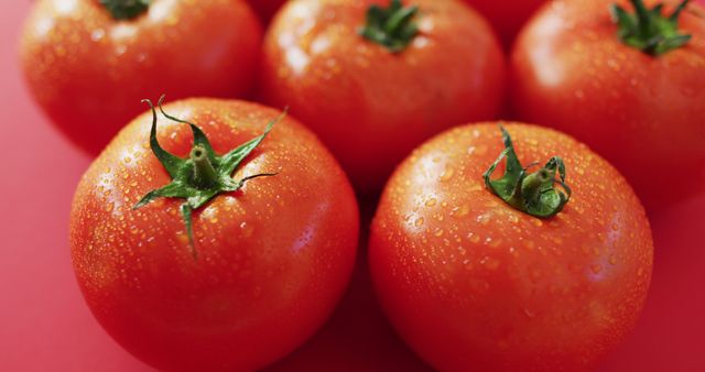 Close-up of Fresh Ripe Tomatoes with Water Droplets - Download Free Stock Images Pikwizard.com