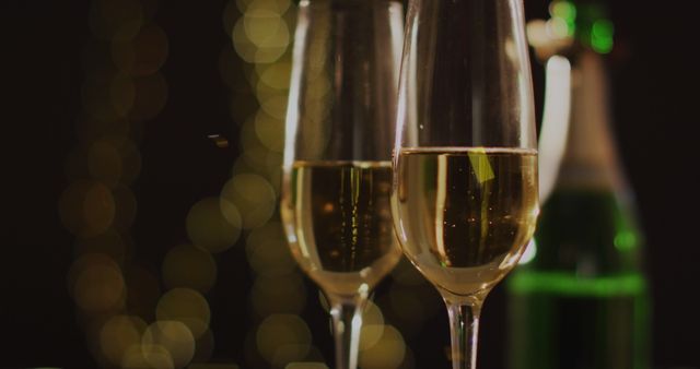 Champagne Glasses Celebration with Festive Bokeh Background - Download Free Stock Images Pikwizard.com