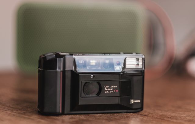 Camera Polaroid camera Equipment - Download Free Stock Photos Pikwizard.com