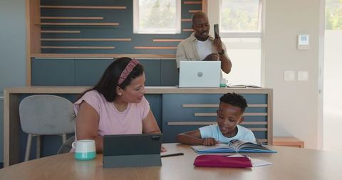 Family Bonding Time: Parents Supporting Homework at Home