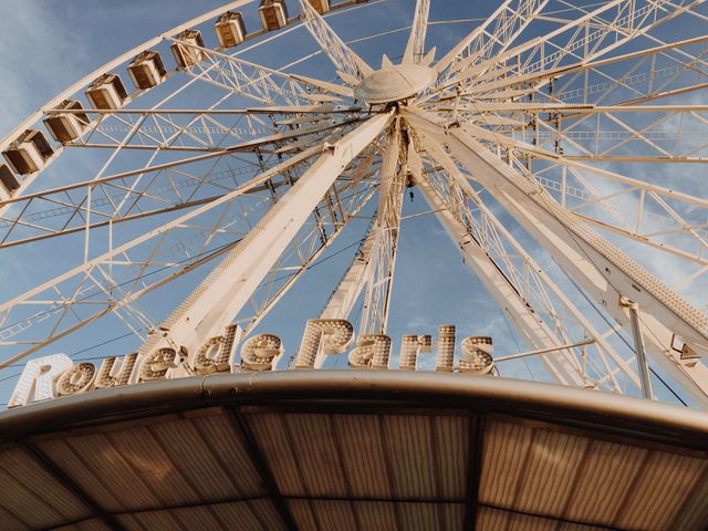 Close-Up of Roue de Paris Ferris Wheel on Clear Day - Download Free Stock Images Pikwizard.com