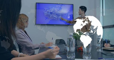 Training: businessman explaining digital strategy to team