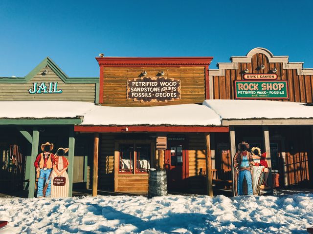 Western Storefronts in Snow - Download Free Stock Images Pikwizard.com