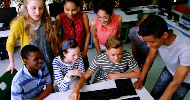 Diverse Group of High School Students Collaborating on Computer Project - Download Free Stock Images Pikwizard.com