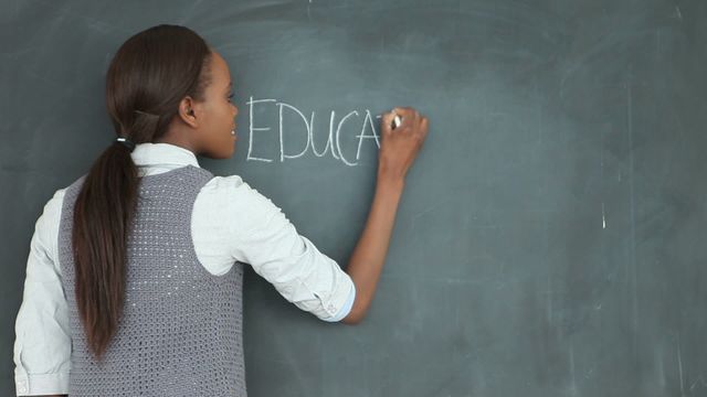 Video of someone showing the blackboard in a classroom