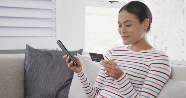 Woman Shopping Online with Credit Card and Smartphone at Home - Download Free Stock Images Pikwizard.com