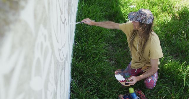 Street Artist Painting Colorful Mural in Bright Sunshine - Download Free Stock Images Pikwizard.com