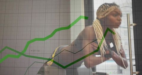 Fitness enthusiast training with data-driven motivation