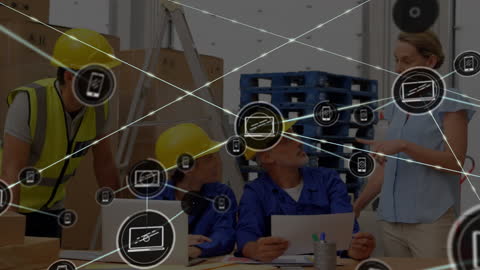 Tech-Driven Team Collaboration in Modern Warehouse Environment