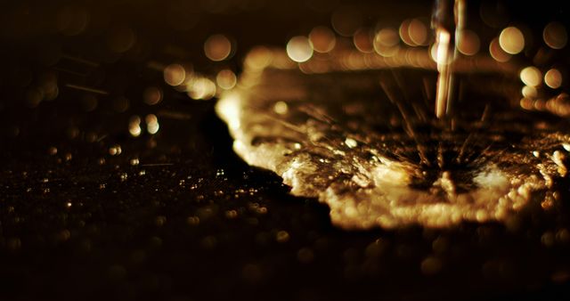 Water Droplets Falling on Reflective Surface with Bokeh Effect - Download Free Stock Images Pikwizard.com