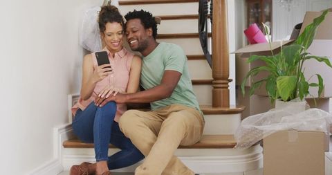 Happy Couple Taking Selfie During New Home Move - Download Free Stock Images Pikwizard.com