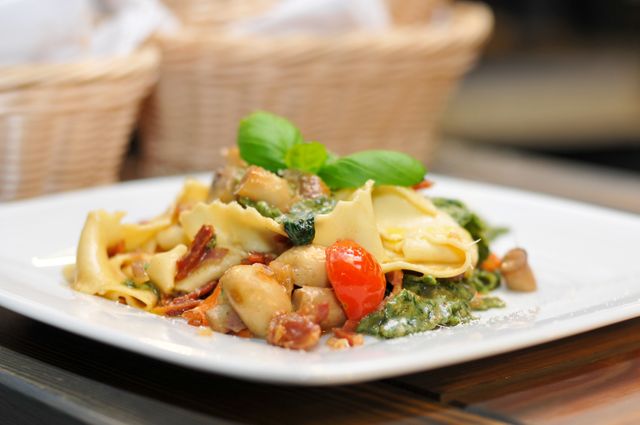 Delicious Gourmet Pasta with Fresh Vegetables and Herbs - Download Free Stock Photos Pikwizard.com