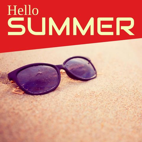 sunglasses on sandy beach signifying start of summer - Download Free Stock Templates Pikwizard.com