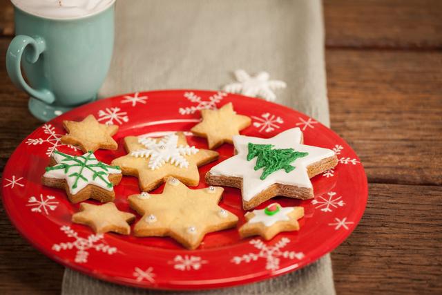 Christmas Star Cookies on Festive Plate - Download Free Stock Photos Pikwizard.com