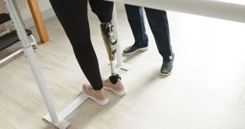 Prosthetic Leg Walking Training with Parallel Bars Support