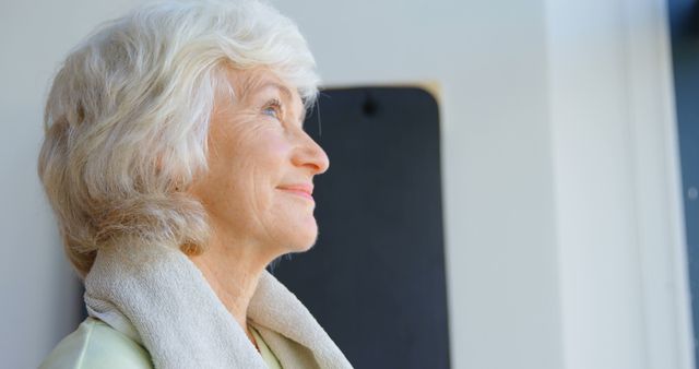 Elderly Woman With Gray Hair Smiling Looking Up - Download Free Stock Images Pikwizard.com