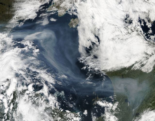 Smoke over Hudson Bay - Download Free Stock Photos Pikwizard.com
