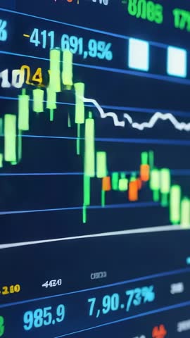 Vertical market chart video showing rising green and falling orange bars for trading analysis