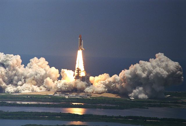 Space Shuttle Columbia Launches for STS-94 Mission from Kennedy Space Center - Download Free Stock Photos Pikwizard.com