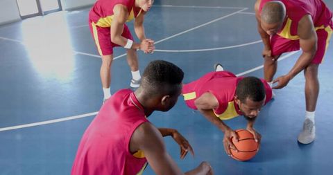 Basketball Team Training and Motivation on Indoor Court