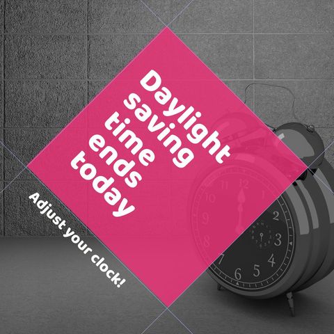reminder for daylight saving time ending with vintage clock - Download Free Stock Templates Pikwizard.com