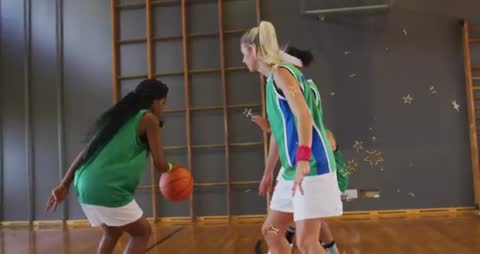 Basketball Strategy in Play During Intense Game