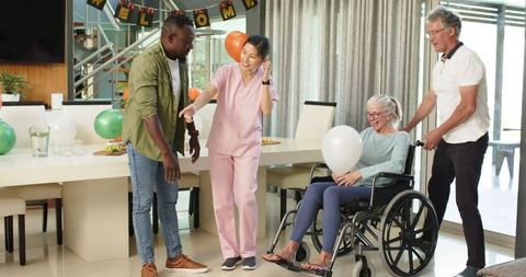 Warm Welcome to New Patient in Rehabilitation Facility