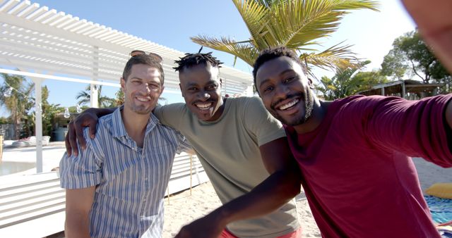 Group of Friends Enjoying Beach Vacation Taking Selfie Together - Download Free Stock Images Pikwizard.com