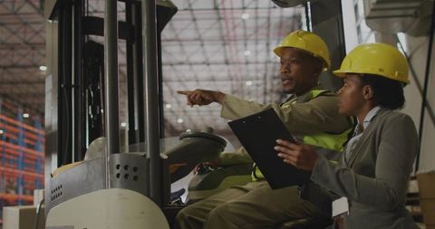 Team collaboration in industrial warehouse environment