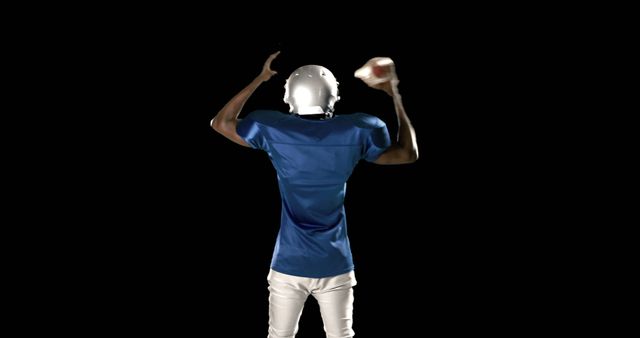 Football Player Preparing to Throw Pass - Download Free Stock Images Pikwizard.com